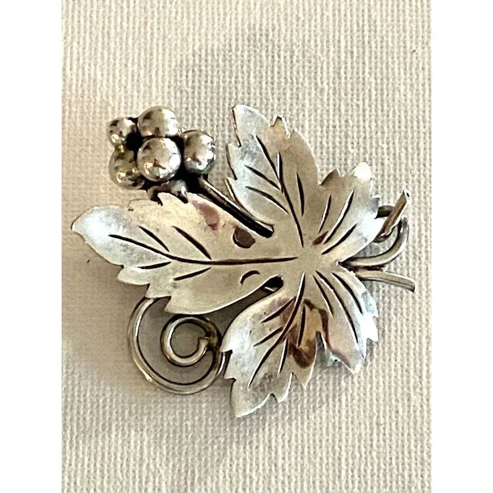 Vintage Taxco 925 Sterling‎ Silver Grape Leaf Brooch